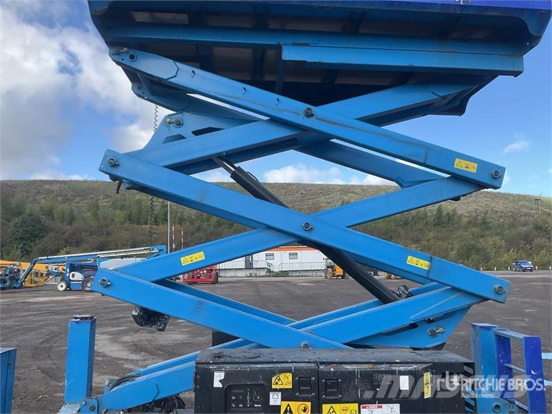 Genie GS2669RT 4x4 Diesel Scissor Lift Ollós emelők