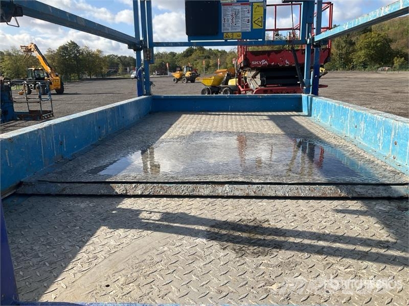 Genie GS2669RT 4x4 Diesel Scissor Lift Ollós emelők