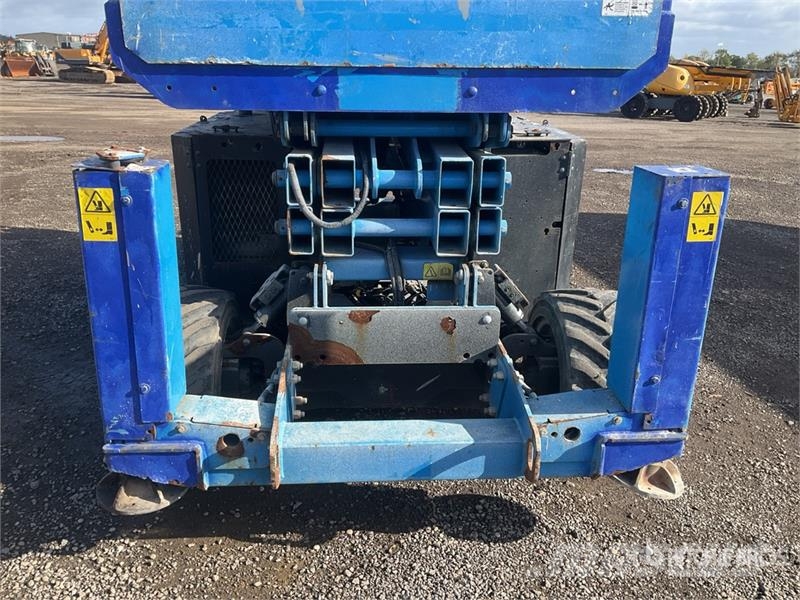 Genie GS2669RT 4x4 Diesel Scissor Lift Ollós emelők