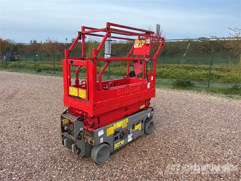 Genie GS3016 Electric Scissor Lift (Inoperable) رافعات مقصية الشكل
