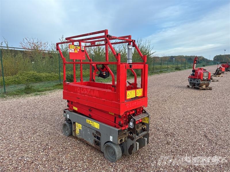Genie GS3016 Electric Scissor Lift (Inoperable) رافعات مقصية الشكل