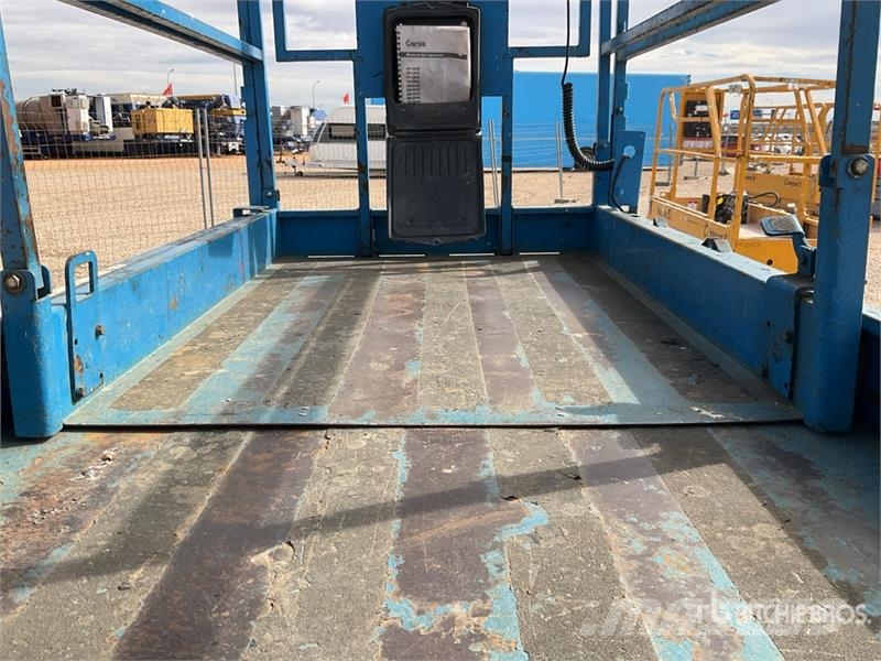 Genie GS3246 Electric Scissor Lift Scissor lifts