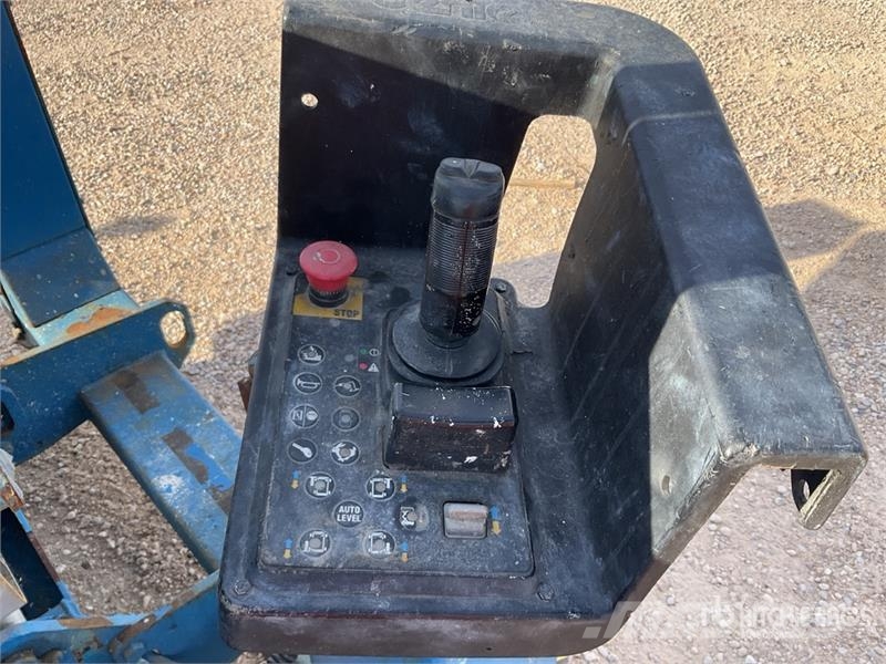 Genie GS3268RT 4x4 Diesel Scissor Lift Scissor lifts