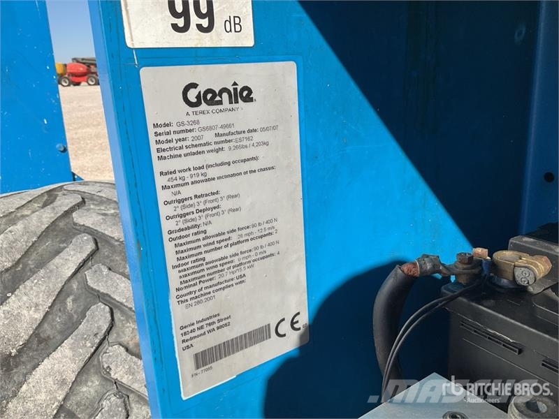 Genie GS3268RT 4x4 Diesel Scissor Lift Scissor lifts