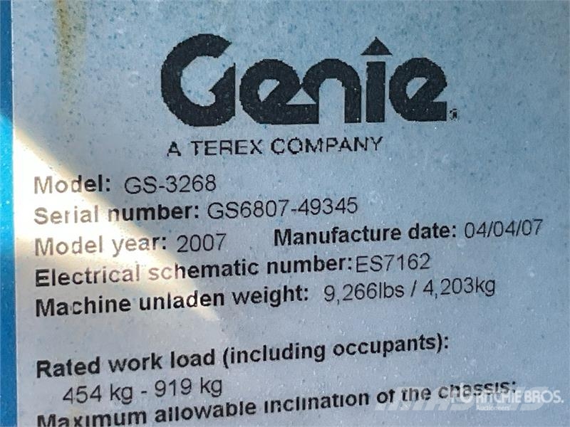 Genie GS3268RT 4x4 Diesel Scissor Lift Scissor lifts
