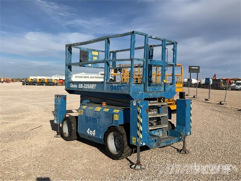 Genie GS3268RT 4x4 Diesel Scissor Lift Scissor lifts