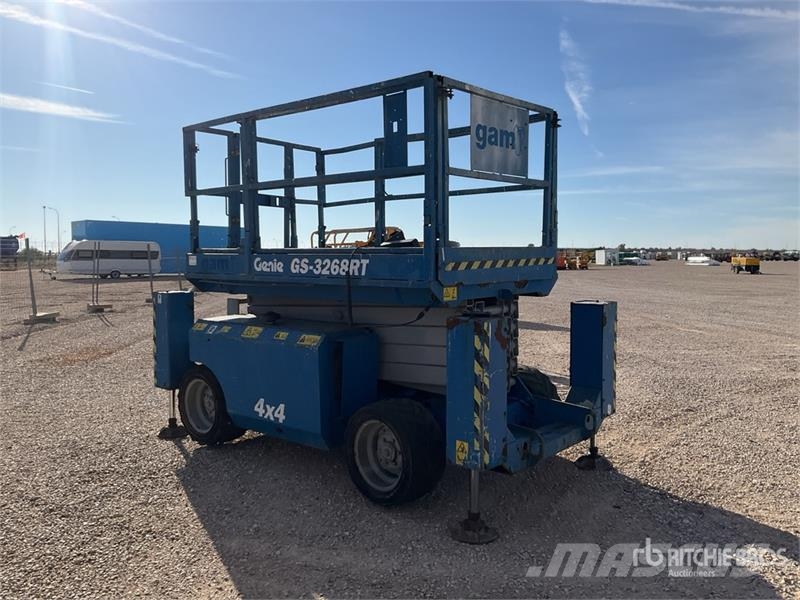 Genie GS3268RT 4x4 Diesel Scissor Lift Scissor lifts