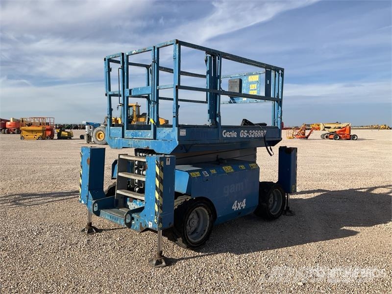 Genie GS3268RT 4x4 Diesel Scissor Lift Scissor lifts