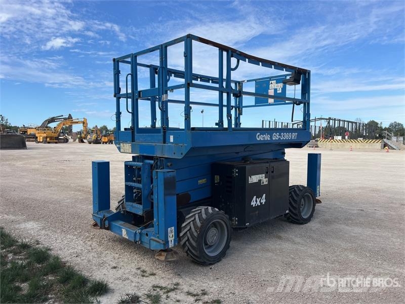 Genie GS3369RT 4x4 Diesel Nacelle Ciseau Scissor Lift Šķerveida pacēlāji