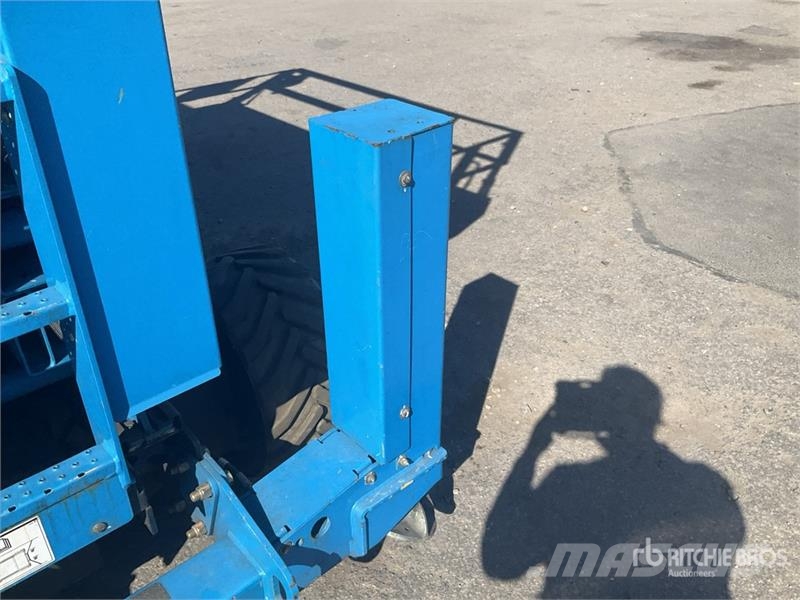 Genie GS4069BE 4x4 Diesel Scissor Lift (Inoperable) Käärtõstukid