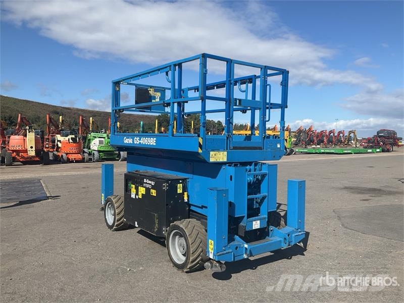 Genie GS4069BE 4x4 Diesel Scissor Lift (Inoperable) Käärtõstukid
