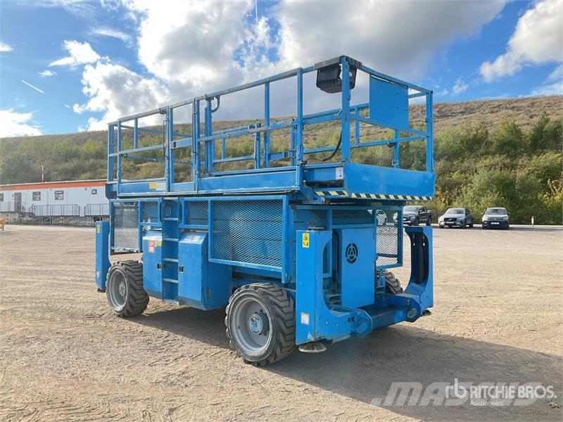Genie GS4390 4x4 Diesel Scissor Lift Schaarhoogwerkers