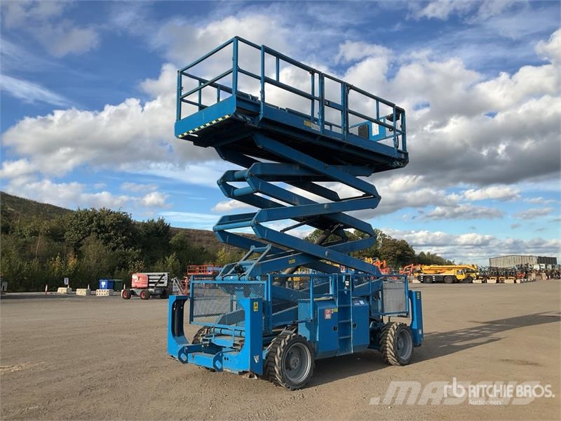 Genie GS4390 4x4 Diesel Scissor Lift Schaarhoogwerkers