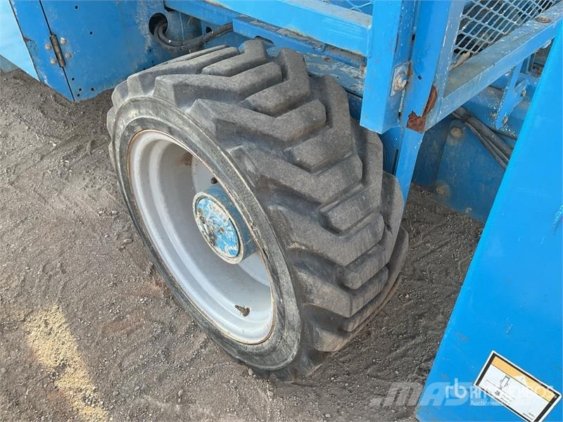 Genie GS4390 4x4 Diesel Scissor Lift Schaarhoogwerkers