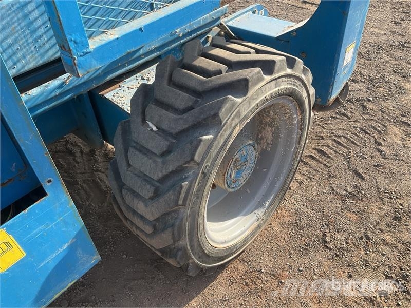 Genie GS4390 4x4 Diesel Scissor Lift Schaarhoogwerkers