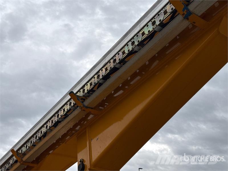 Genie S-105 Articulating Boom Lift (Inoperable) رافعات سلة مفصلية