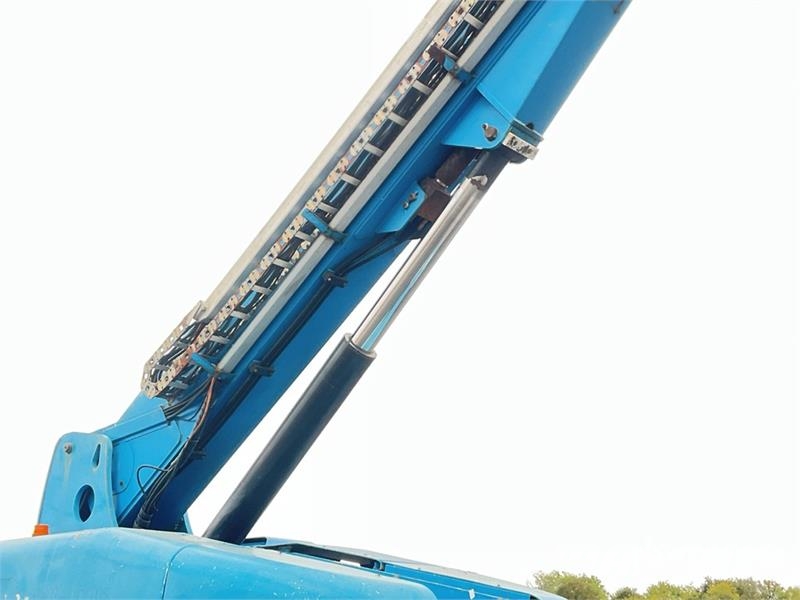 Genie S-125 4WD Diesel Telescopic Boom Lift Teleskopiskie pacēlāji