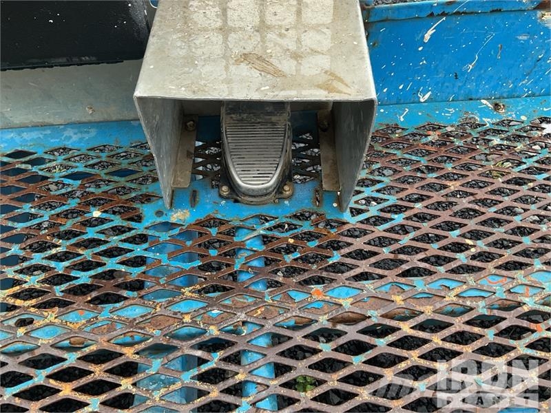 Genie S-60J 4WD Diesel Telescopic Boom Lift رافعات سلة تلسكوبية