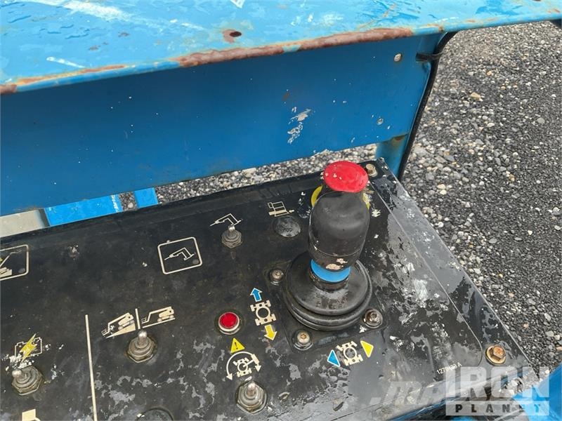 Genie S-60J 4WD Diesel Telescopic Boom Lift رافعات سلة تلسكوبية