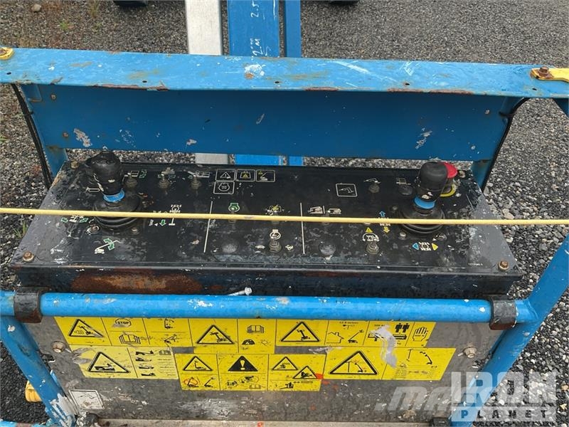 Genie S-60J 4WD Diesel Telescopic Boom Lift رافعات سلة تلسكوبية