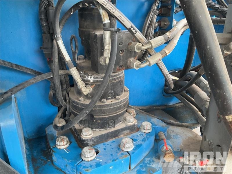 Genie S-60J 4WD Diesel Telescopic Boom Lift رافعات سلة تلسكوبية