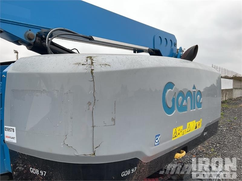 Genie S-60J 4WD Diesel Telescopic Boom Lift رافعات سلة تلسكوبية