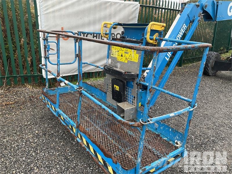 Genie S-60J 4WD Diesel Telescopic Boom Lift رافعات سلة تلسكوبية