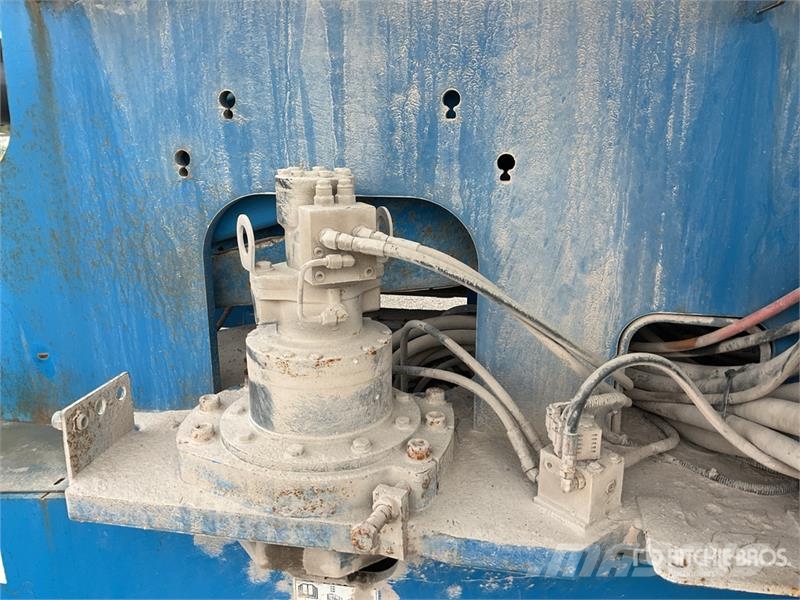 Genie S-65 رافعات سلة تلسكوبية