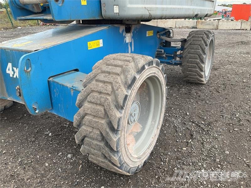 Genie S-65 رافعات سلة تلسكوبية