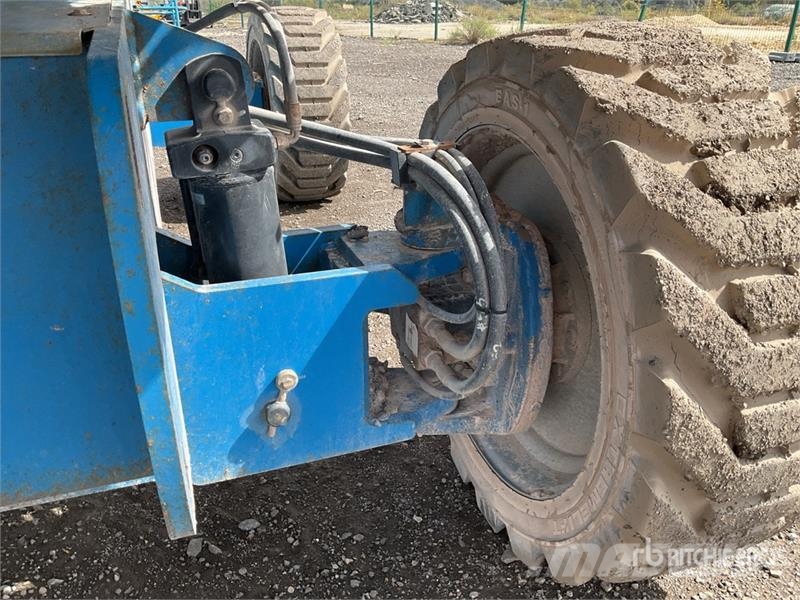 Genie S-65 رافعات سلة تلسكوبية