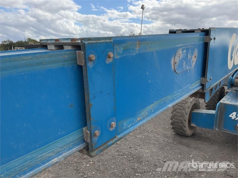 Genie S-65 رافعات سلة تلسكوبية