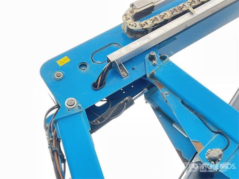 Genie S-65 4WD Diesel Articulating Boom Lift رافعات سلة مفصلية