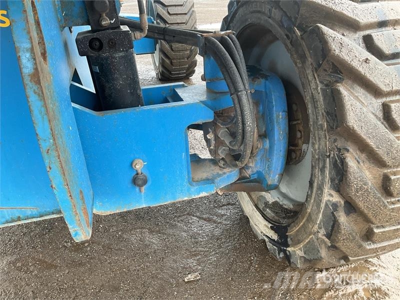 Genie S-65 4WD Diesel Articulating Boom Lift رافعات سلة مفصلية
