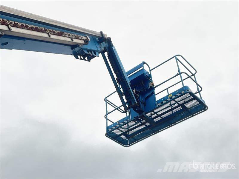 Genie S-65 4WD Diesel Telescopic Boom Lift Telescopic boom lifts