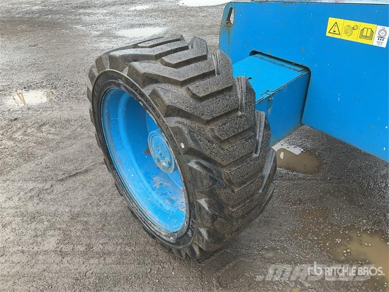 Genie S-65 4WD Diesel Articulating Boom Lift رافعات سلة مفصلية