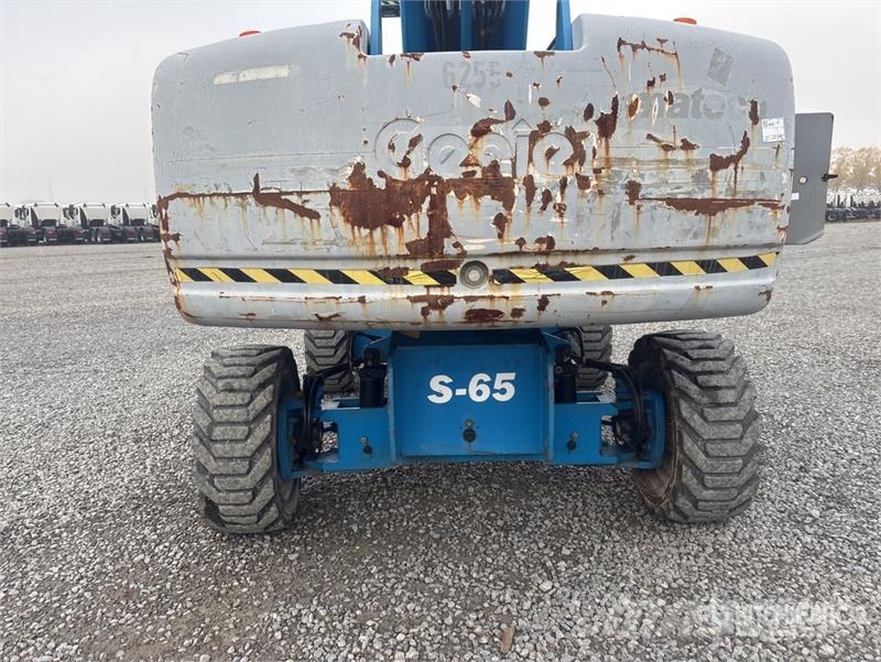 Genie S-65 4WD Diesel Telescopic Boom Lift Teleskopik personel platformları