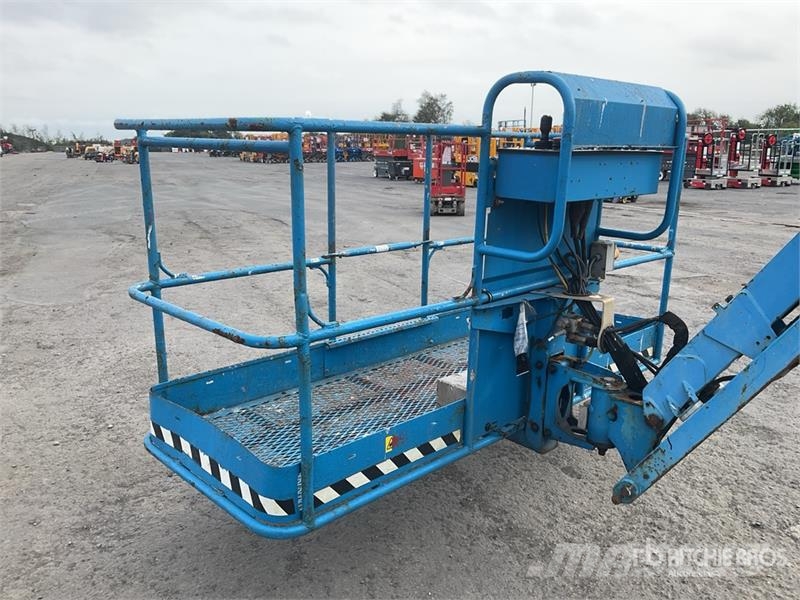 Genie S-65 4WD Diesel Telescopic Boom Lift Telescopic boom lifts