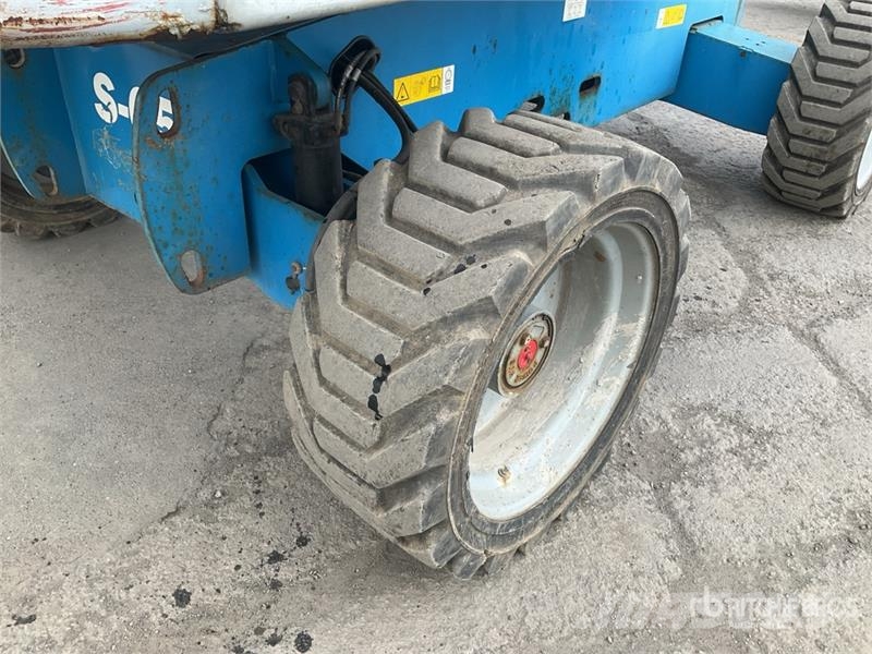 Genie S-65 4WD Diesel Telescopic Boom Lift Telescopic boom lifts