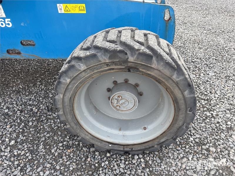 Genie S-65 4WD Diesel Telescopic Boom Lift Teleskopik personel platformları