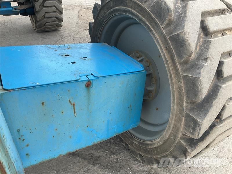 Genie S-65 4WD Diesel Telescopic Boom Lift Telescopic boom lifts