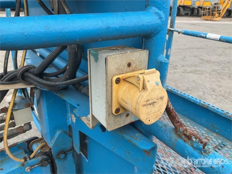 Genie S-65 4WD Diesel Telescopic Boom Lift Telescopic boom lifts