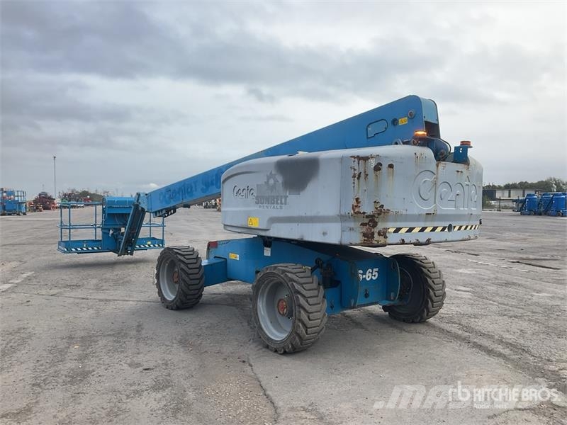 Genie S-65 4WD Diesel Telescopic Boom Lift Telescopic boom lifts