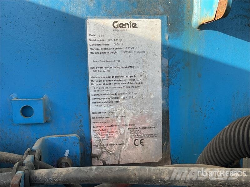 Genie S-85 Articulated boom lifts