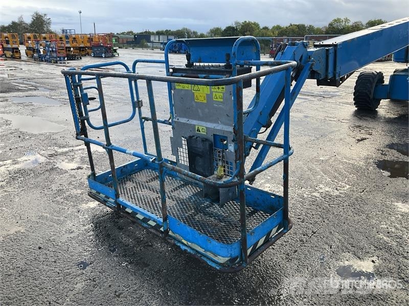 Genie S-85 4WD Diesel Telescopic Boom Lift Telescopic boom lifts