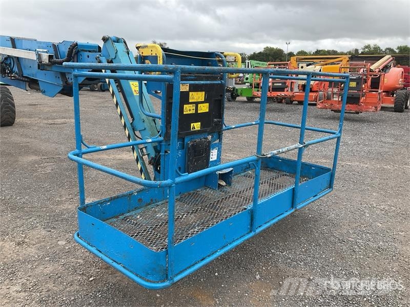 Genie S125 4WD Diesel Telescopic Boom Lift Телескопични повдигачи