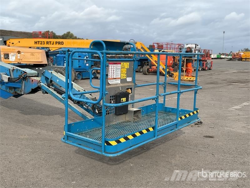 Genie S125 4WD Diesel Telescopic Boom Lift Nacelles télescopiques