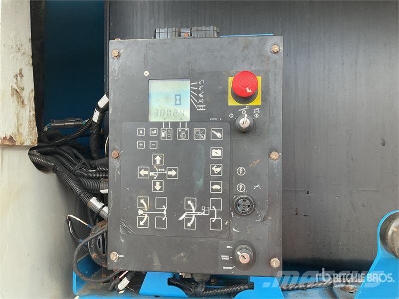 Genie S125 4WD Diesel Telescopic Boom Lift Телескопични повдигачи