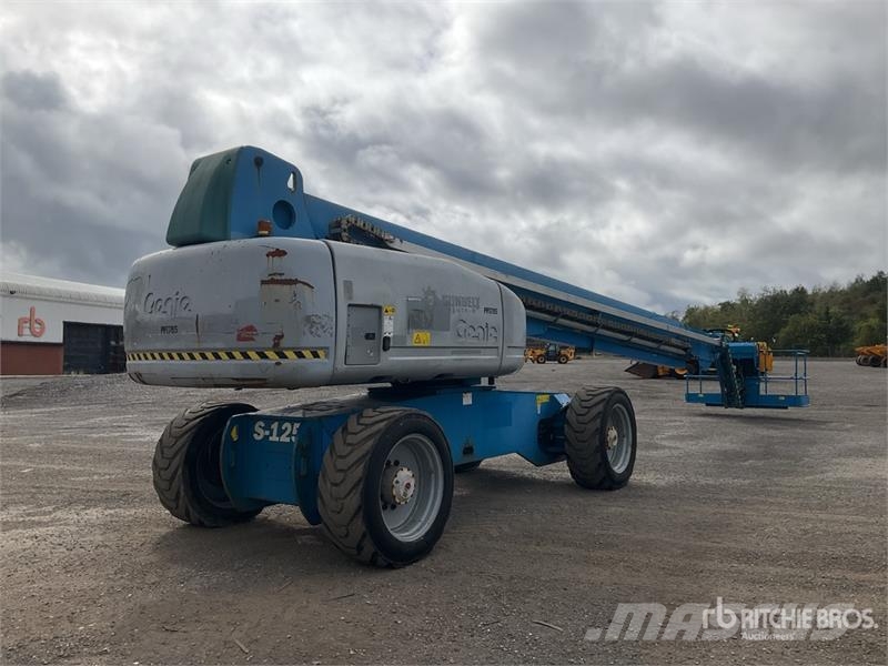Genie S125 4WD Diesel Telescopic Boom Lift Телескопични повдигачи