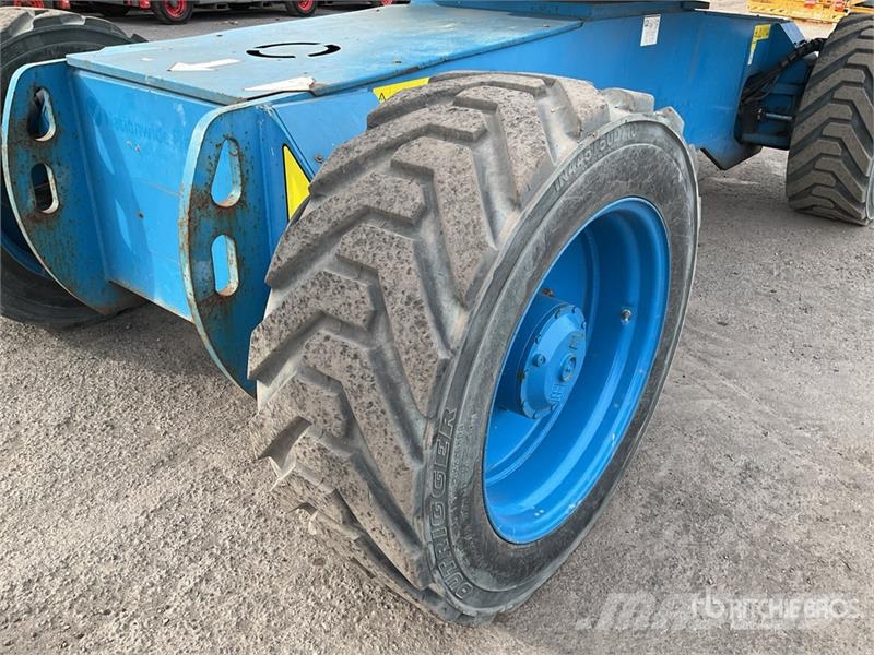 Genie S125 4WD Diesel Telescopic Boom Lift Nacelles télescopiques