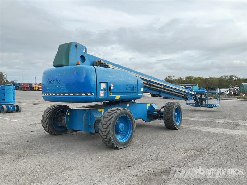 Genie S125 4WD Diesel Telescopic Boom Lift Nacelles télescopiques